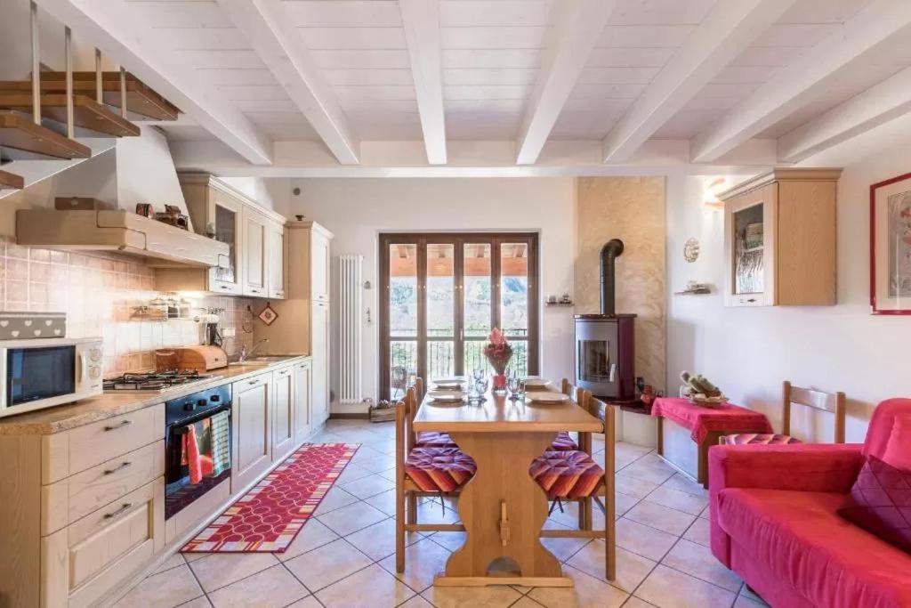 Casa Vacanze Rosalba Ferrara di Monte Baldo Kültér fotó