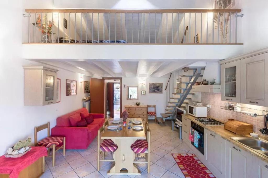 Casa Vacanze Rosalba Ferrara di Monte Baldo Kültér fotó