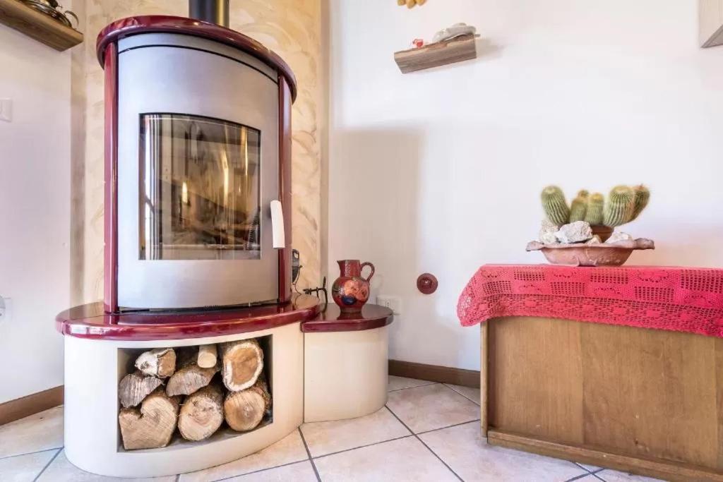 Casa Vacanze Rosalba Ferrara di Monte Baldo Kültér fotó