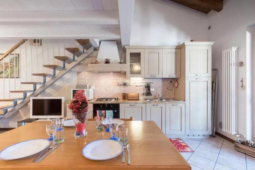 Casa Vacanze Rosalba Ferrara di Monte Baldo Kültér fotó